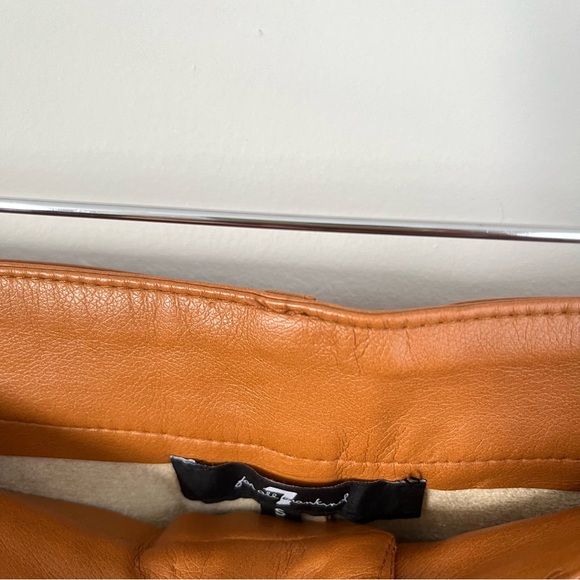 7 For All Mankind Faux Leather Wide Leg Pleated Pants Size Small - Picture 4 of 8